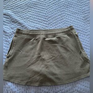 Woman’s Old Navy High Waisted Black Skort